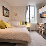 Clara Lovely Studio In The Heart Of Marais