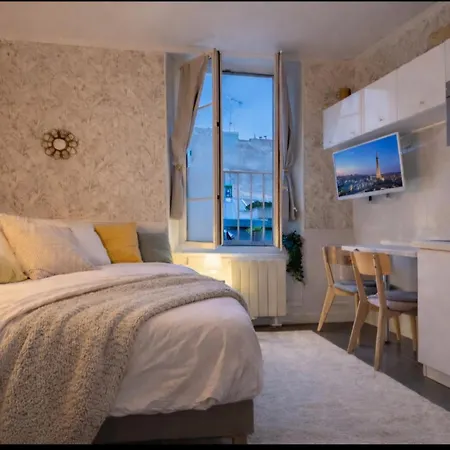 Appartamento Clara Lovely In The Heart Of Marais Parigi