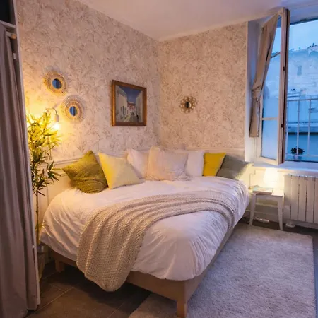 Appartamento Clara Lovely In The Heart Of Marais *